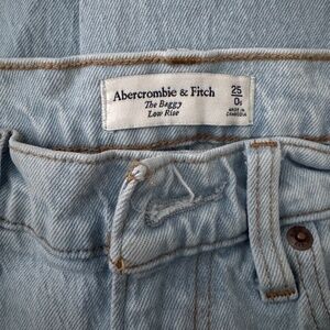 A&F Low Rise Baggy Jeans